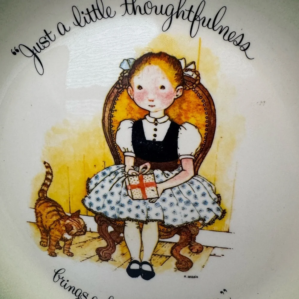 VTG HOLLY HOBBIE COLLECTORS EDITION 10.5